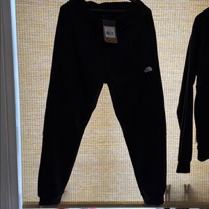 The North Face TNF Black Jogger Pants mens medium